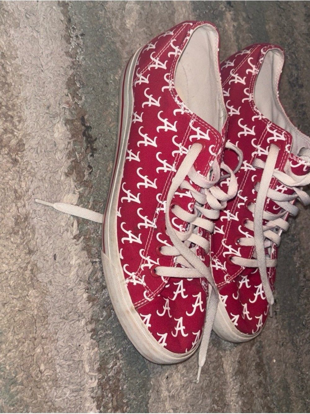 Men's Crimson Canvas Lace-Up Sneakers with White Logo Print